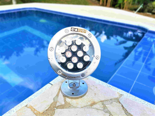 LUMINARIA TIPO REFLECTOR  REDONDA 9W PARA FUENTE DE AGUA GOINN 1