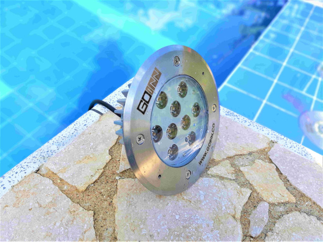 LUMINARIA TIPO REFLECTOR  REDONDA 9W ORNAMENTAL GOINN 2